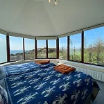Sea View Upper